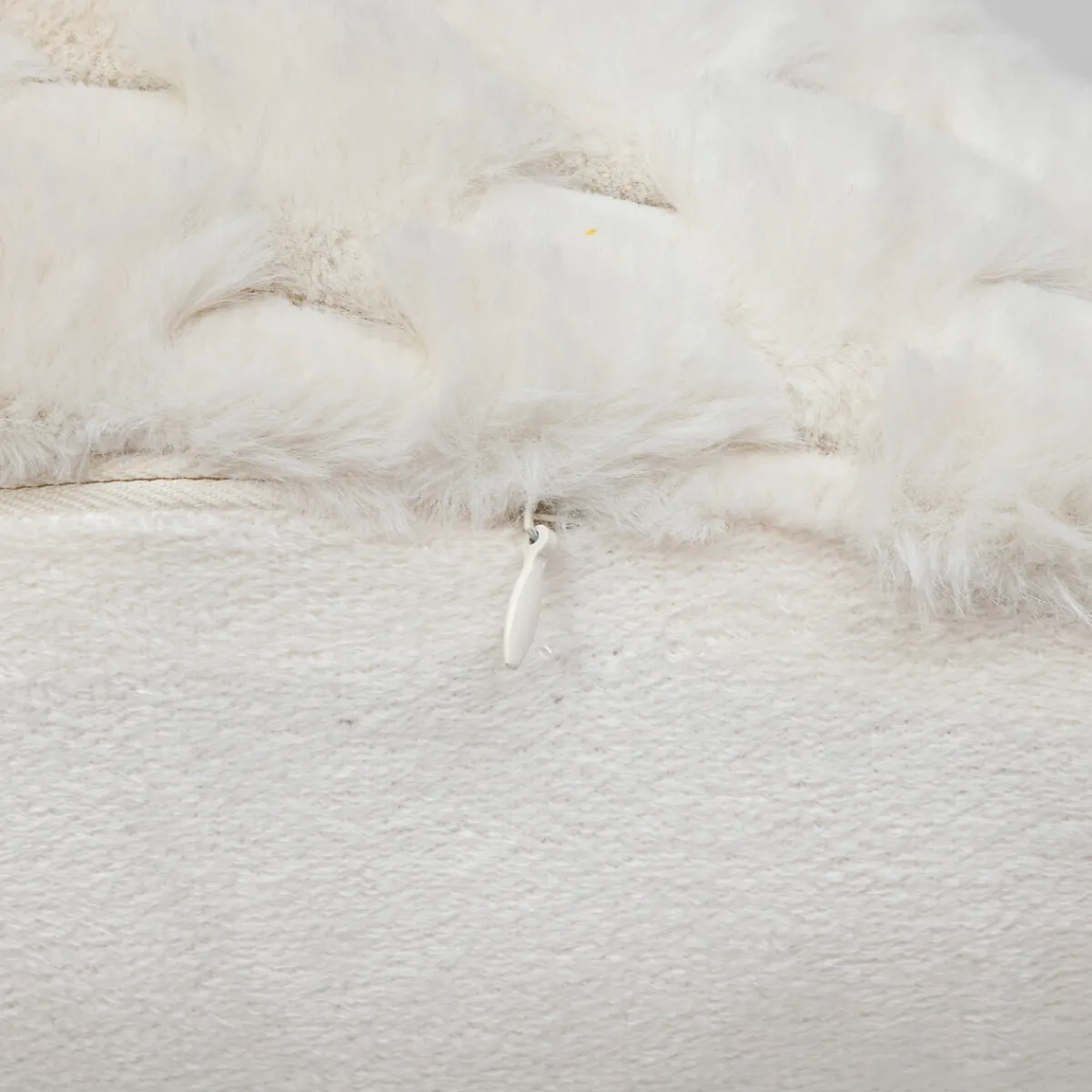 Coussin fourrure "Adriel"*ATMOSPHERA Best