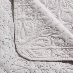 Dessus de lit, 2 taies 