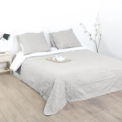 Dessus de lit, 2 taies 