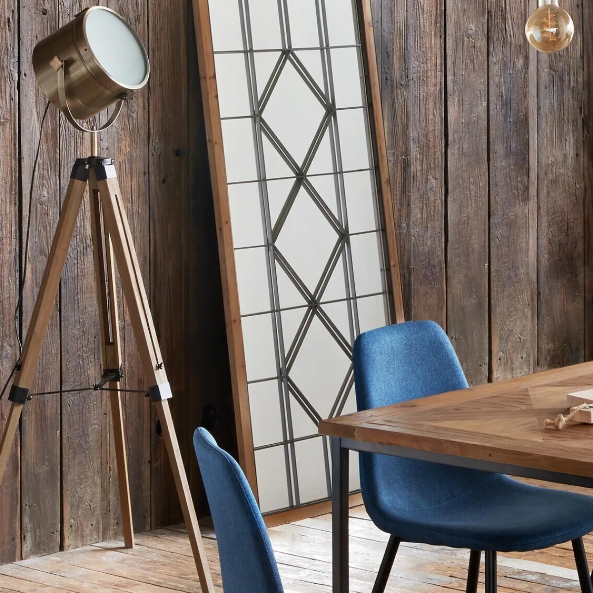 Lampadaire trépied "Ebor"*ATMOSPHERA Clearance