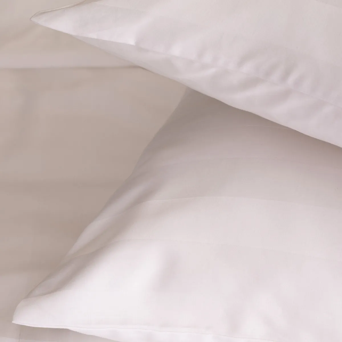 Parure de lit 3 pièces "Isadora"*ATMOSPHERA Hot