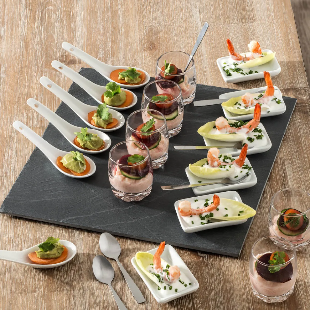 Service apéritif carré 25 pièces*ATMOSPHERA Online