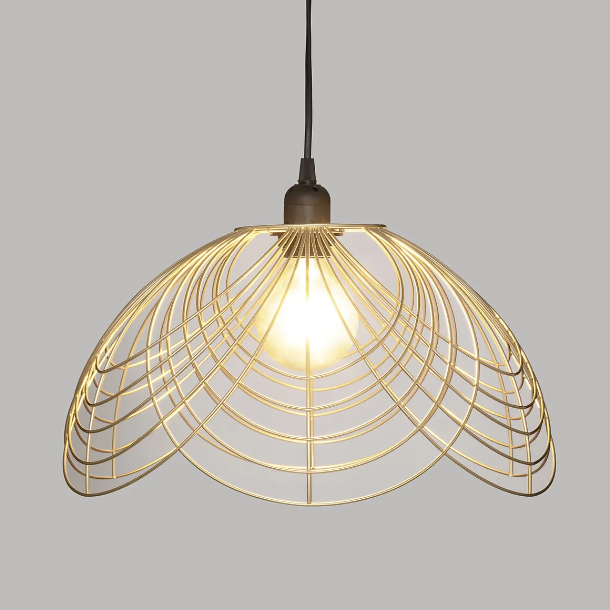 Suspension "Carrie"*ATMOSPHERA Clearance